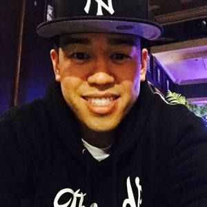 Meet your Posher, Derek